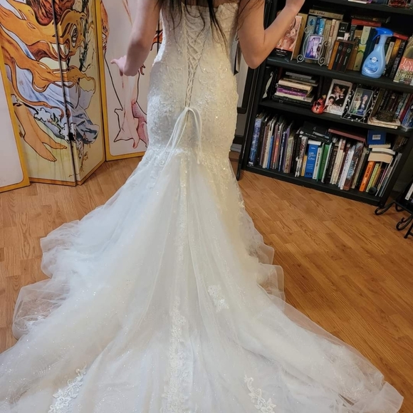 NWT Maggie Sottero wedding dress - Picture 2 of 5